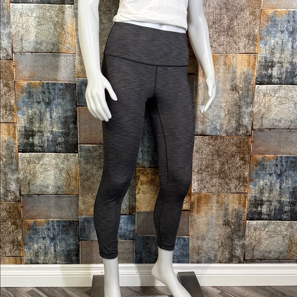 Lululemon Wunder Under Hi-Rise 7/8 Tight *Full-On Luxtreme 25" Size 8 - Picture 2 of 11